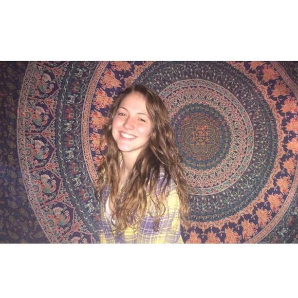 Meet your Posher, Siobhan - Picture 1 of 1